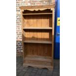 Large pine bookcase H 200 cm L 107 cm D 33 cm
