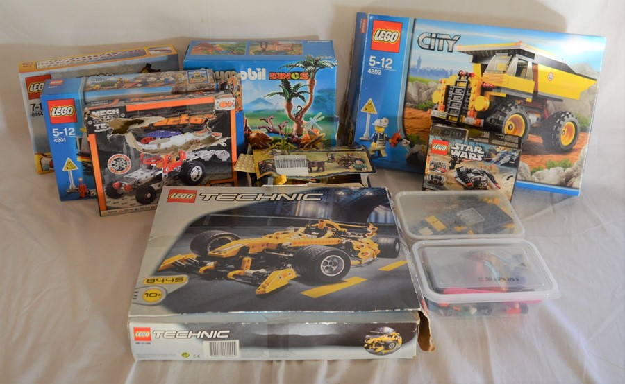 Large quantity of opened Lego