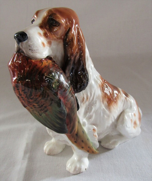 Royal Doulton spaniel with pheasant H 17 cm L 21 cm