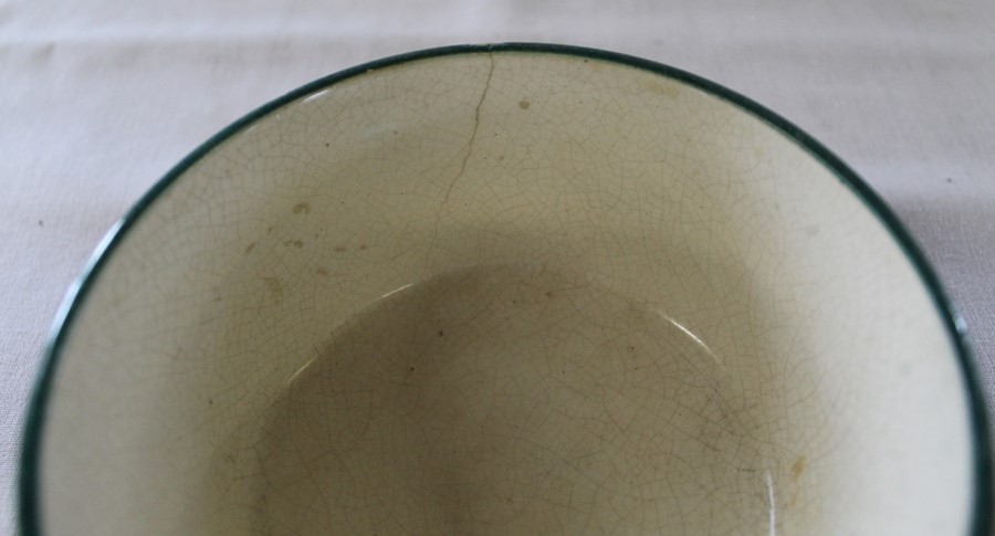 Wemyss pottery plate signed T. Goode 8/60 19.5cm, bowl 12cm (with hairline crack & possible - Image 7 of 9