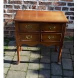 Small mahogany reproduction lowboy L 65 cm H 70 cm