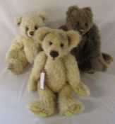 3 collectable teddy bears - Cotswold Bear H 46 cm, Meadow sweet H 41 cm and Bellwood bear - Oscar