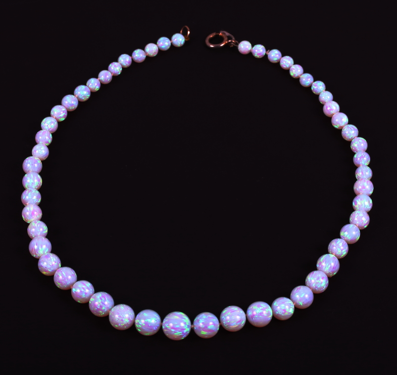 A graduated opalescent bead necklace, 18" long - Image 2 of 7
