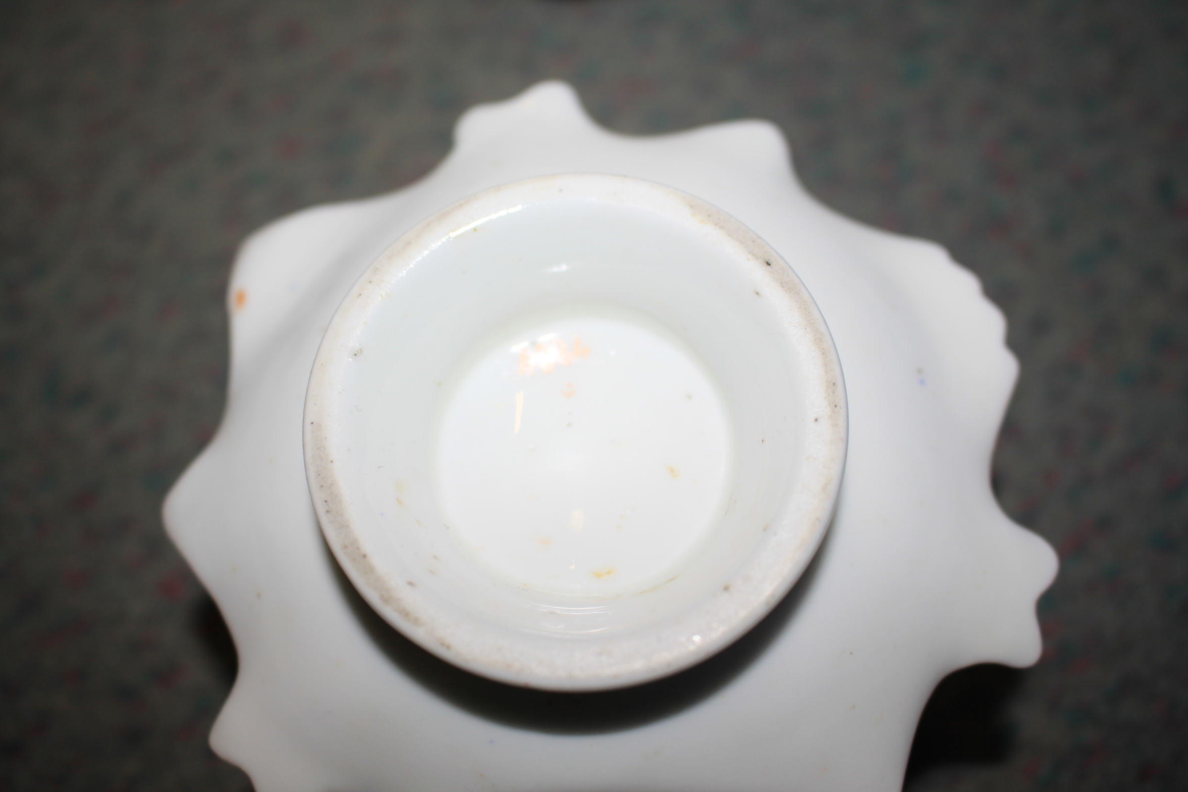 An English part dessert service, decorated flowers on a blue ground, two Spode plates, two spill - Image 5 of 28