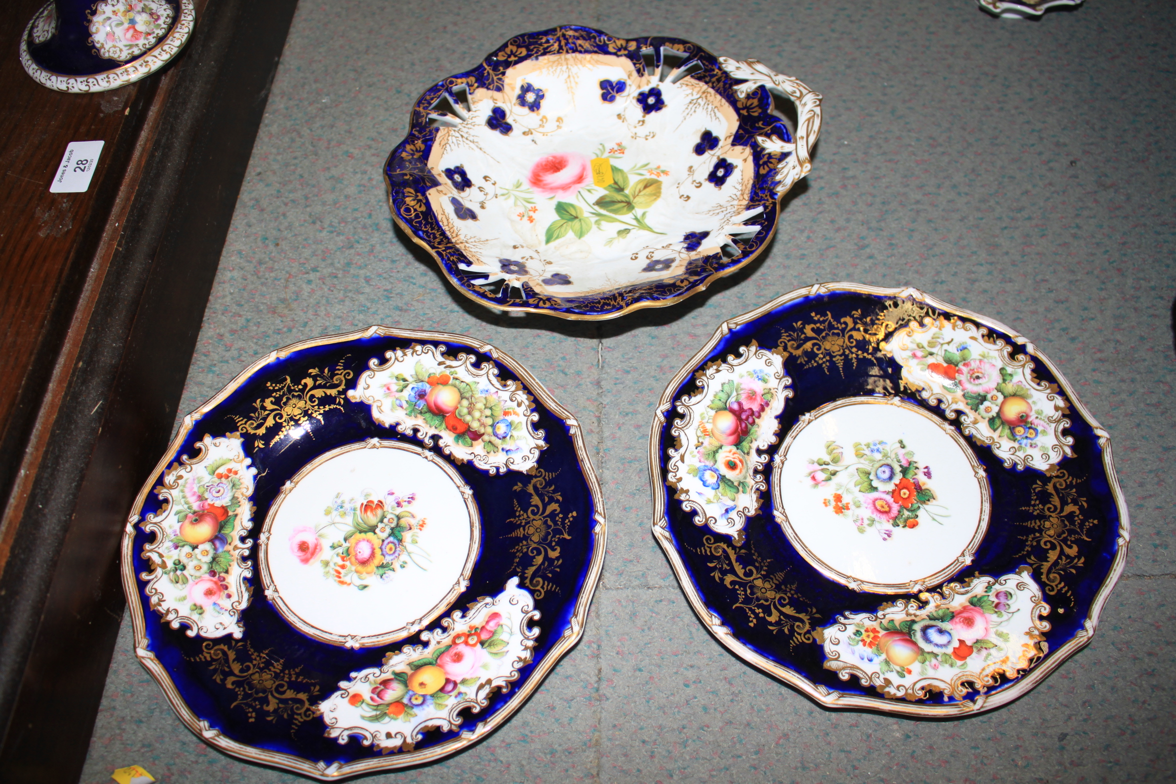 An English part dessert service, decorated flowers on a blue ground, two Spode plates, two spill - Image 17 of 28