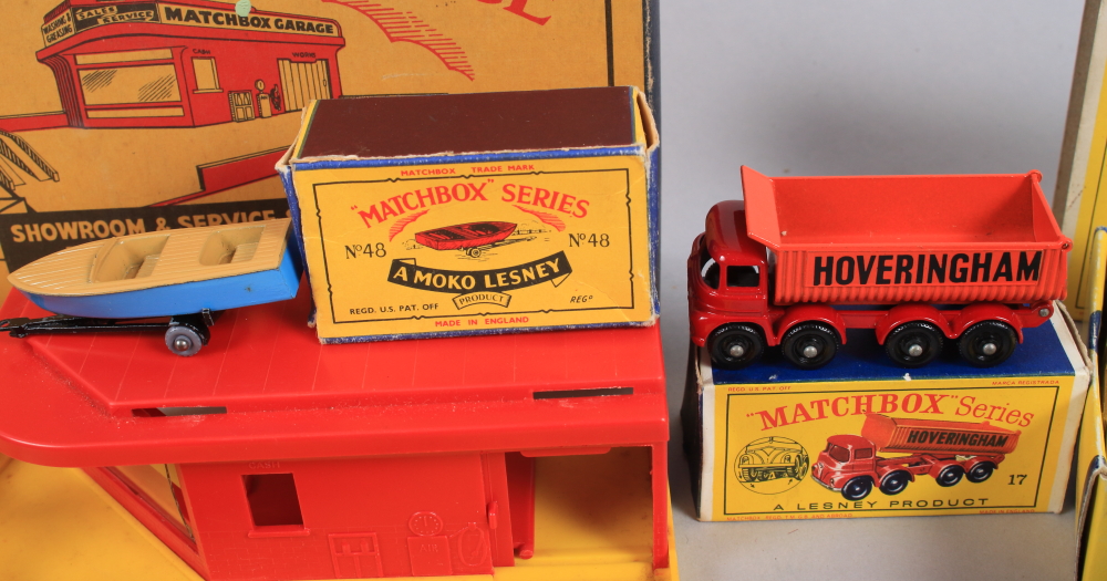 A Matchbox die-cast model set "Major M-9 pack" a Matchbox showroom and service station, a Ferrari - Image 8 of 9