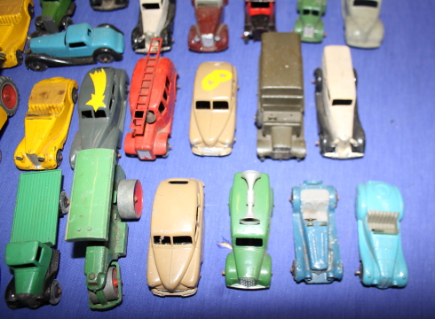 A Dinky die-cast model "Sunbeam Talbot" and a quantity of other toys, model vehicles and other - Image 3 of 5