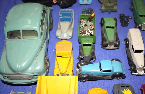 A Dinky die-cast model "Sunbeam Talbot" and a quantity of other toys, model vehicles and other - Image 5 of 5