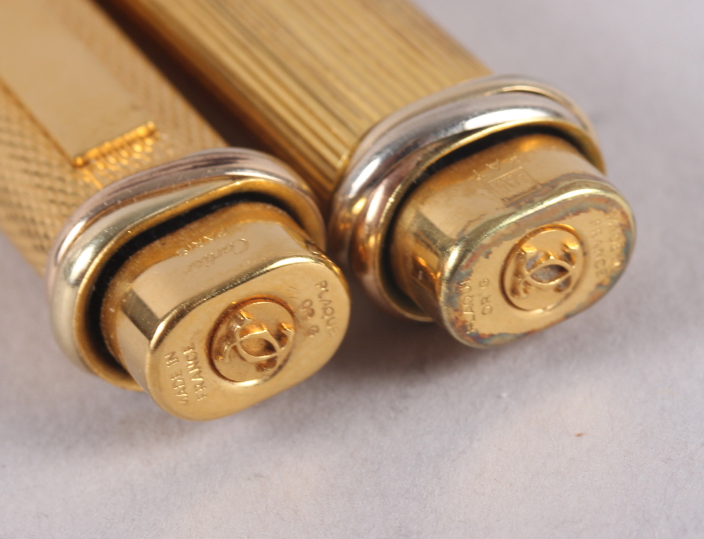 A Shaeffer gold plated fountain pen, a gold plated Cartier ball point pen and a similar felt tip - Image 9 of 9