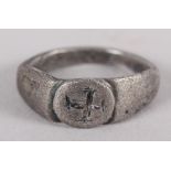 A Knights Templar ring, size K