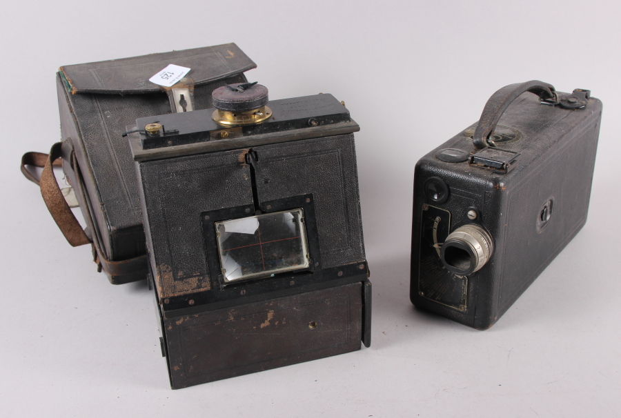 A Barograph, in walnut case with plaque "Satanita, Nice, 6 Avril 1896", and graph paper, in box - Image 3 of 4