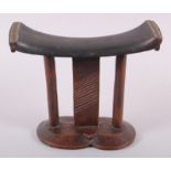 An African Ashanti carved hardwood head rest, 5 1/4" high