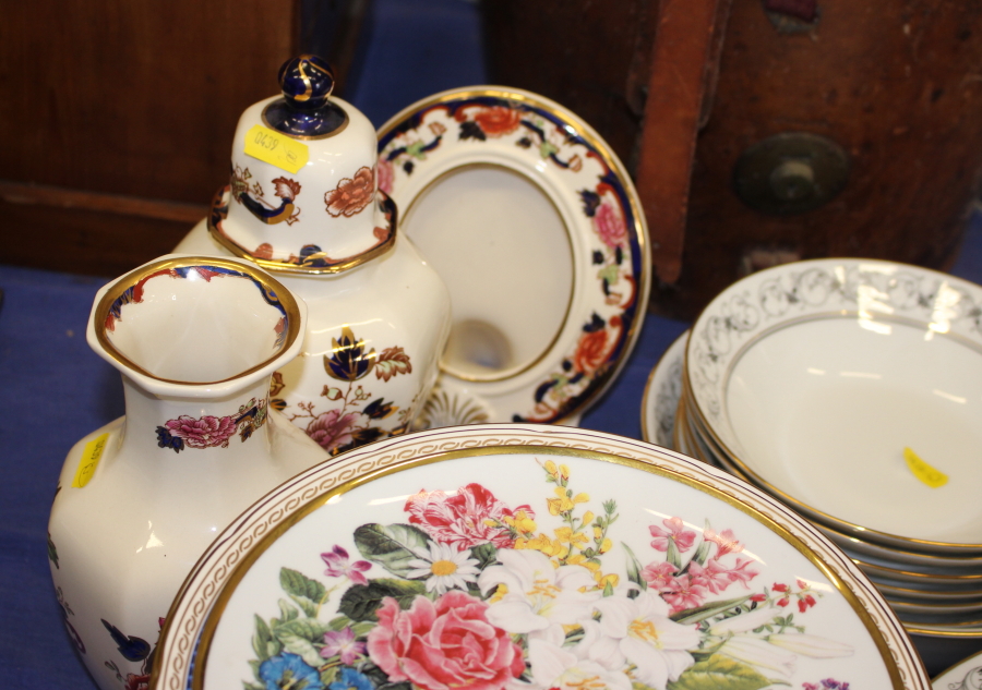 A Noritake "Sarah" pattern part combination service, a quantity of The Royal Horticultural Society - Image 2 of 5