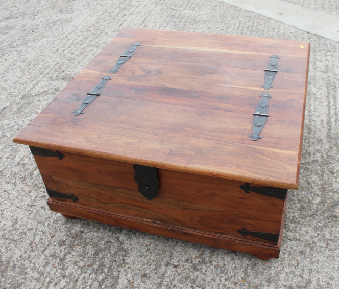 A sheesham square coffee table/coffer chest with hinged lid, on turned supports, 37" square x 17 1/ - Image 2 of 3