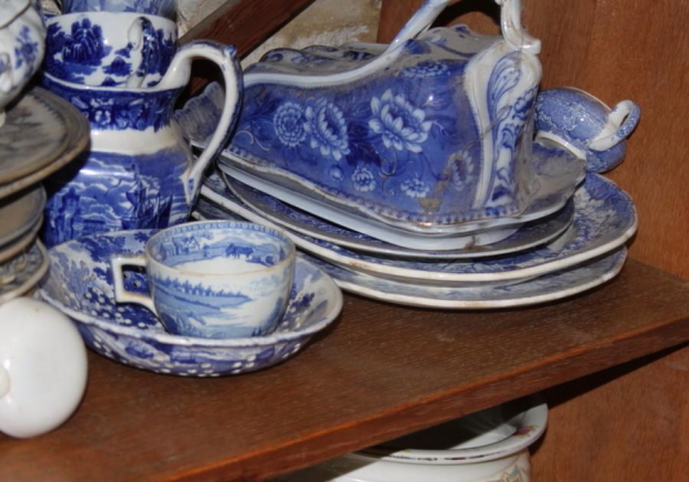 A Spode "Italian" meat plate, 18" wide, five matching plates, two teapots, and an assorted 19th - Image 9 of 9