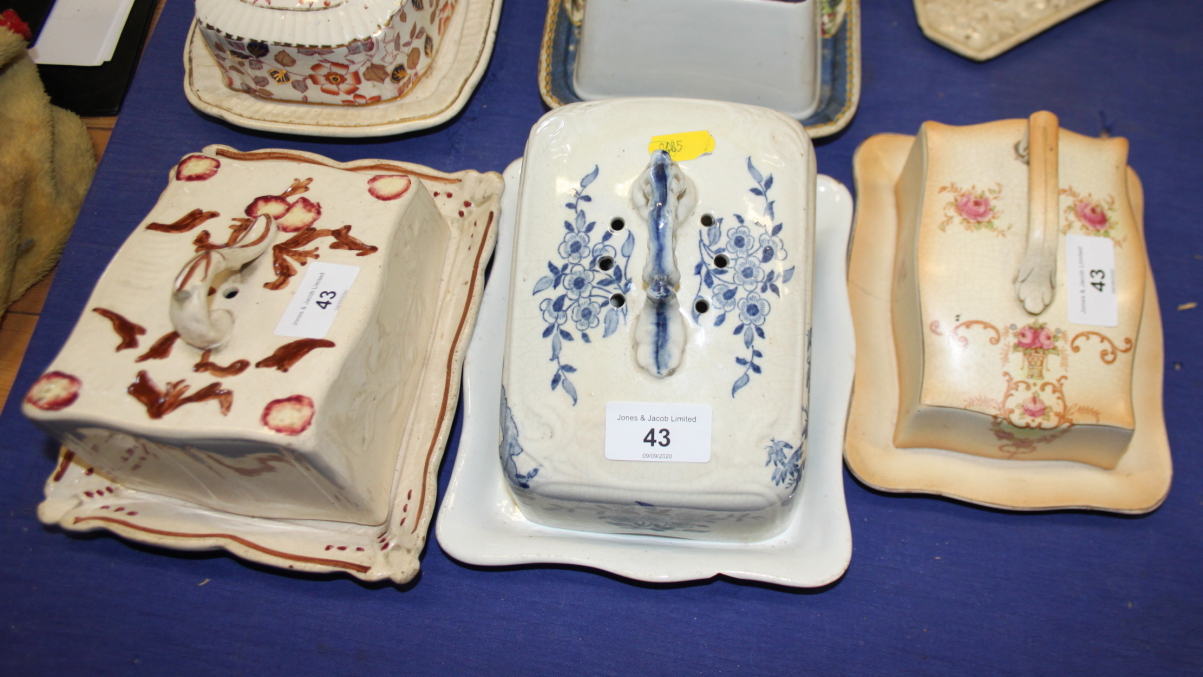 A chintzware cheese dish and cover, and six other cheese dishes and covers - Image 4 of 4