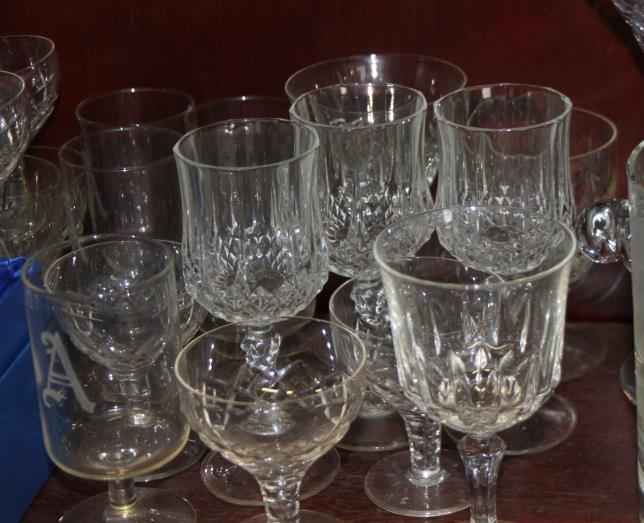 An etched glass ice bucket, vases, whisky tumblers, ashtrays and other glassware - Image 3 of 4
