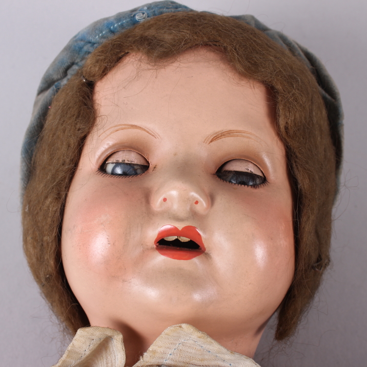 An Armand & Marseille bisque doll with sleeping eyes, closed mouth, jointed body and original - Image 6 of 9