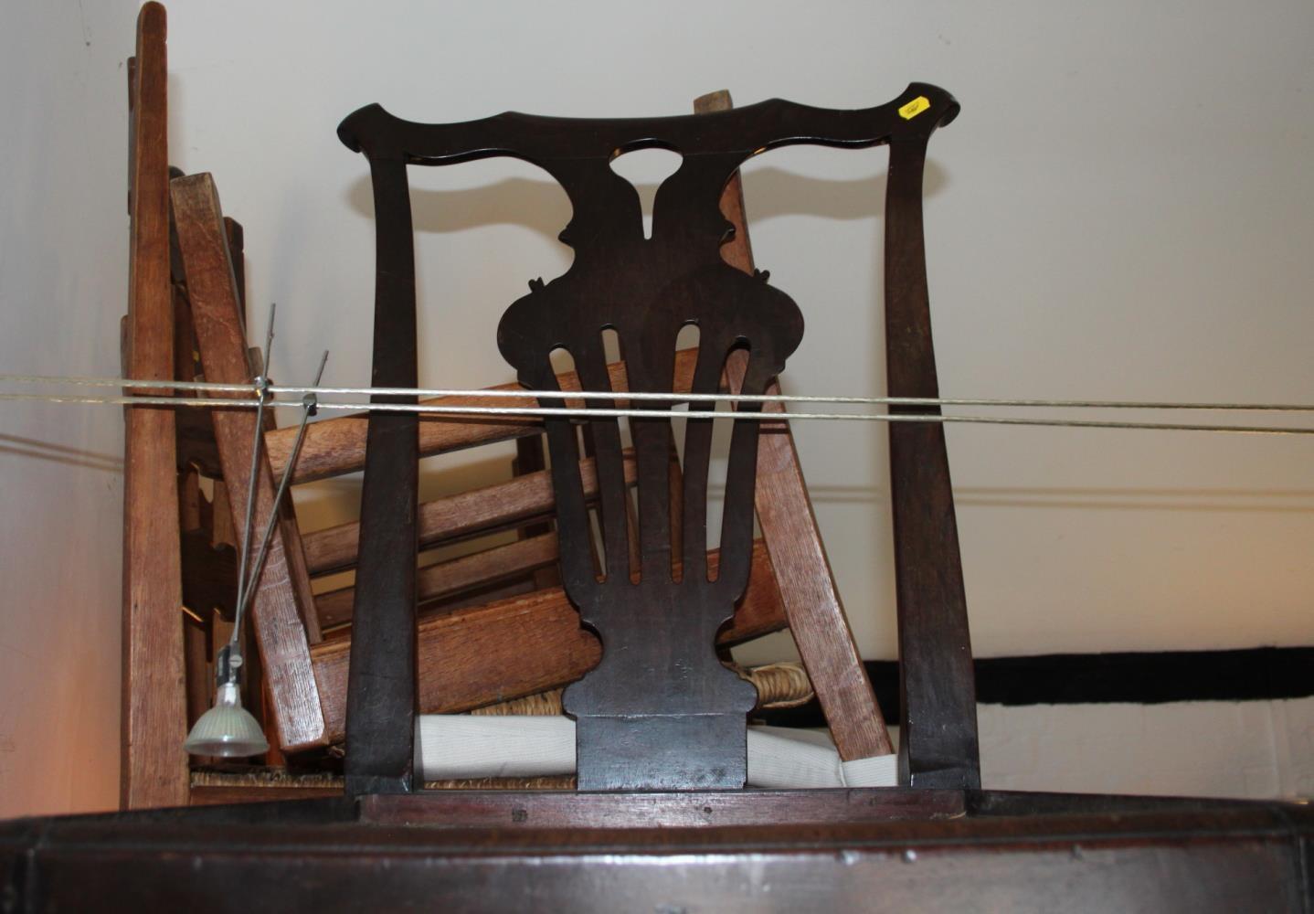 A Cuban mahogany side chair with pierced splat and leather drop-in seat, on cabriole supports - Image 4 of 4