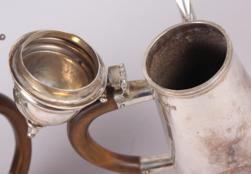 A Queen Anne design Britannia standard silver coffee pot with wooden handle and side spout, - Image 7 of 9