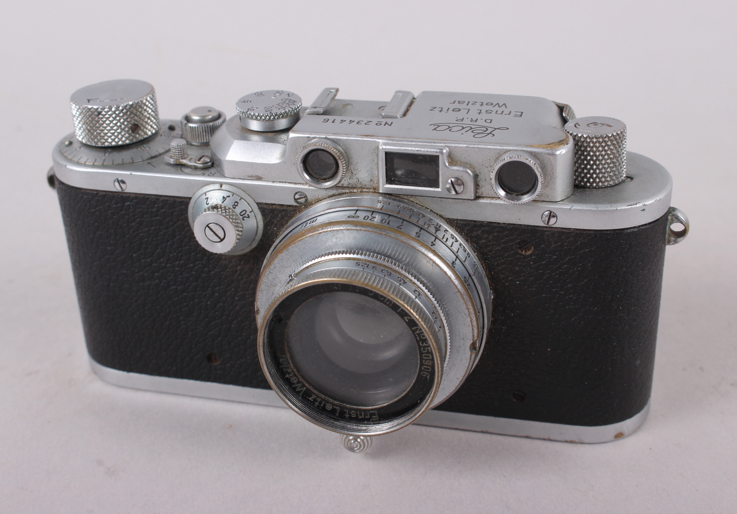 A Leica D R P Rangefinder camera, No 234416, summar f=5cm 1:2 No 350906 lens, in leather case - Image 6 of 9