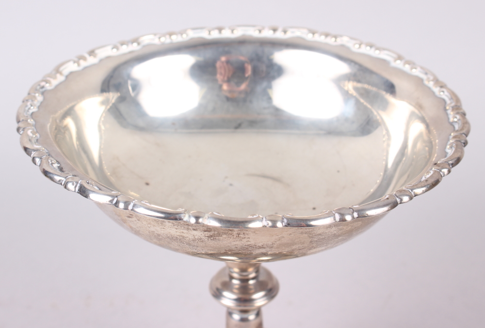 A silver pedestal tazza, 5 1/2" high, 9.4oz troy approx - Image 2 of 4