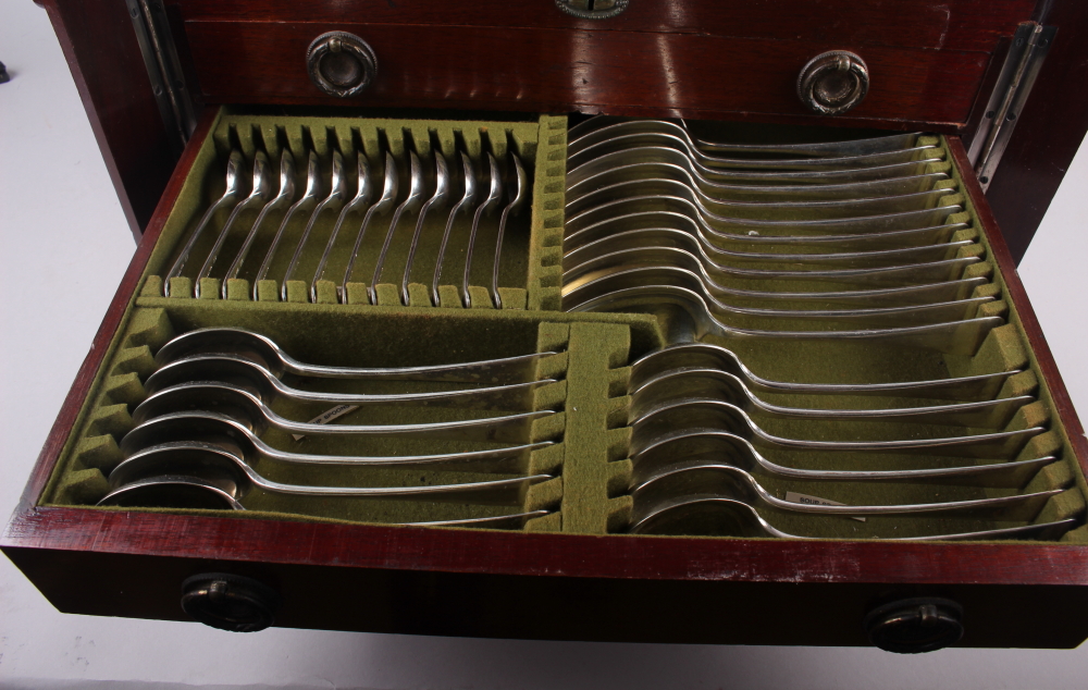 A set of Wilkinson & Sons Old English pattern plated cutlery and flatware, in mahogany table canteen - Image 4 of 5