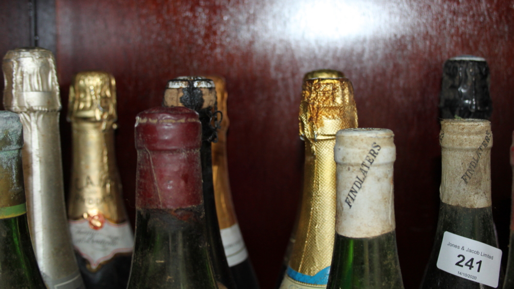 Six assorted bottles of sparkling wine and nine other bottles - Image 3 of 4