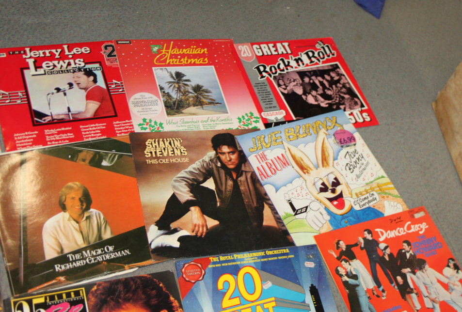 A collection of vinyl LPs, including The Fall, Cool and the Gang, Johnny Cash, the Star Wars sound - Image 7 of 20