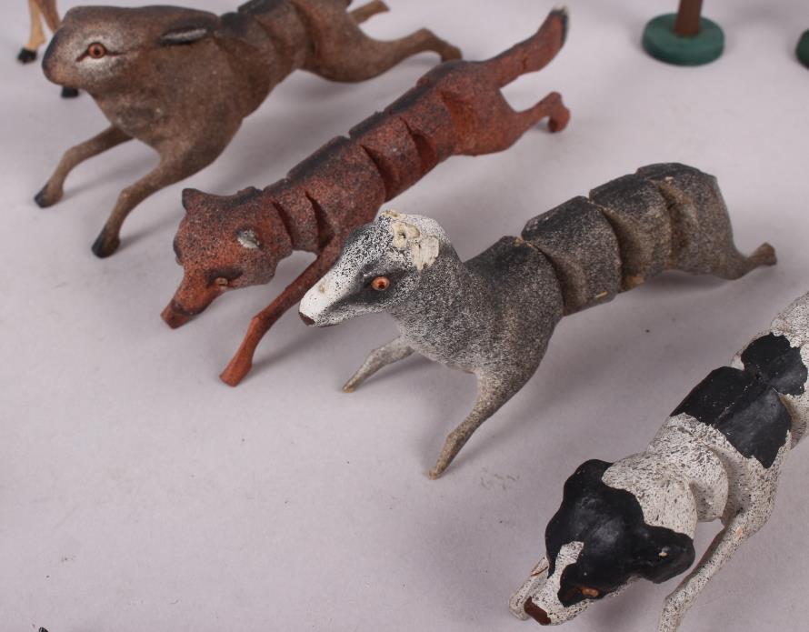 A collection of carved wooden articulated animals (damages) - Image 3 of 4