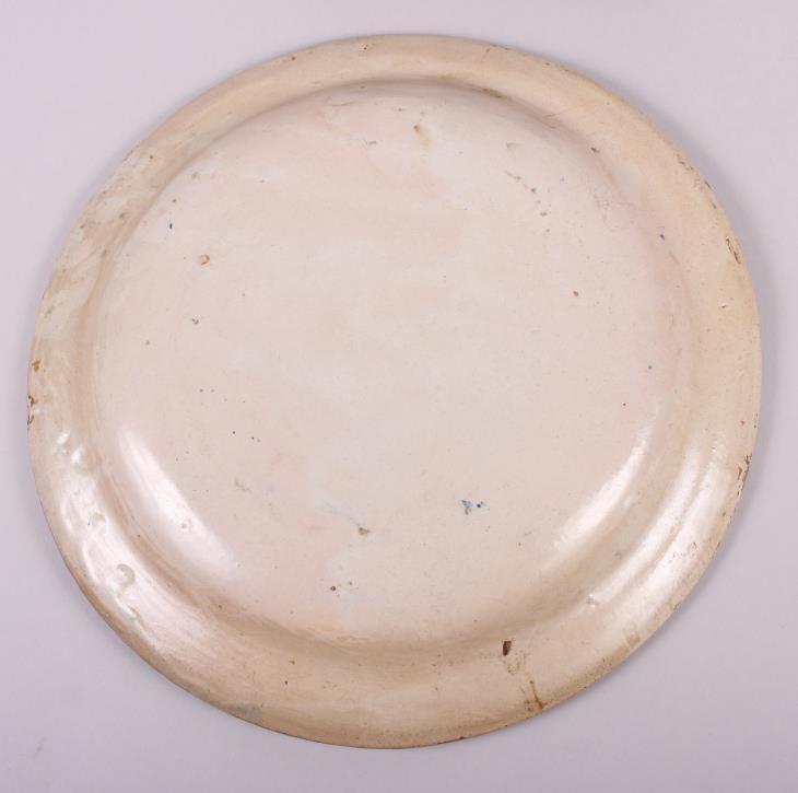 An 18th century Delft plate with all-over leaf and tendril design, 12" dia (rim chips) - Image 7 of 7