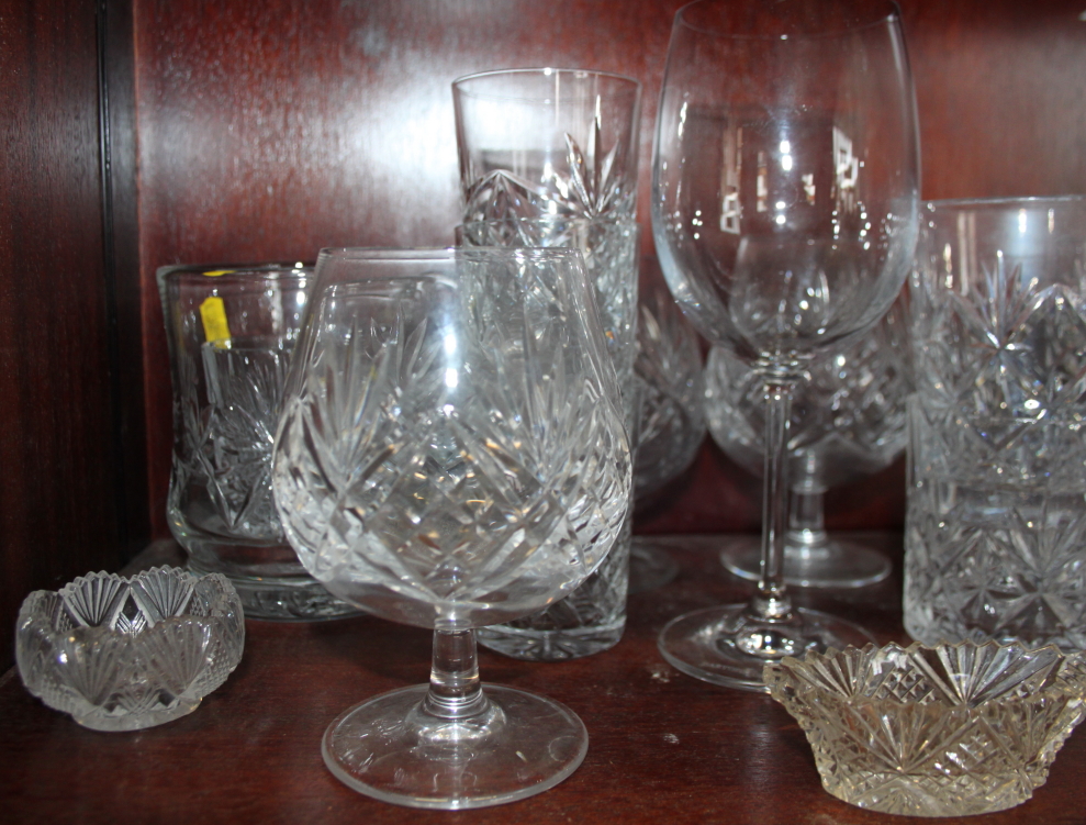 Three Dartington wine glasses, a pair of brandy balloons, champagne flutes and other table glass - Image 2 of 3