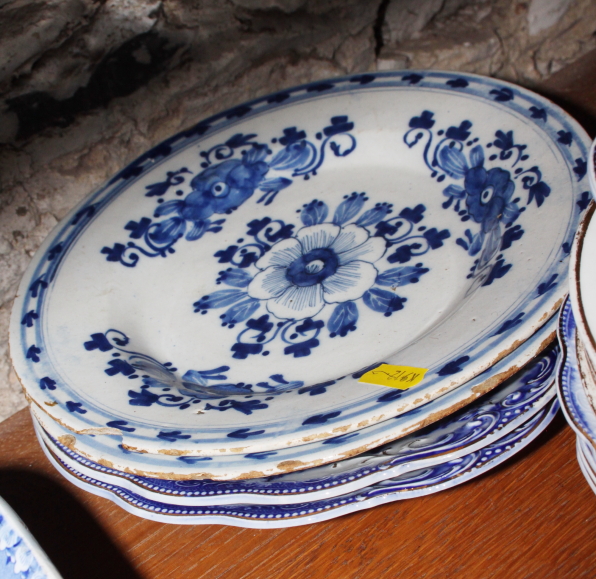 A 19th century "Celtic Flow Blue" pattern part teaset, a Spode "Italian" pattern meat platter ( - Image 12 of 13