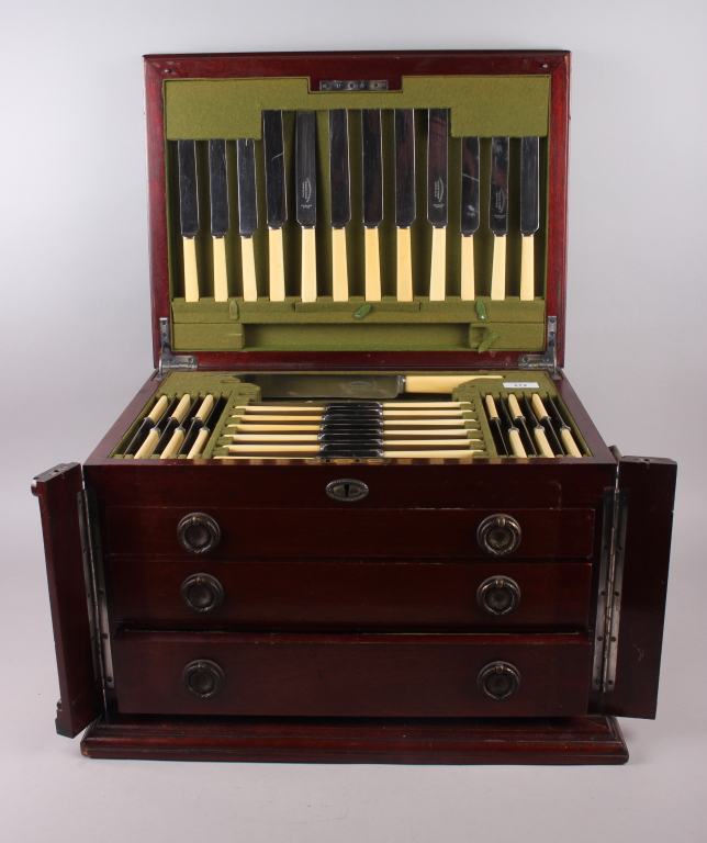 A set of Wilkinson & Sons Old English pattern plated cutlery and flatware, in mahogany table canteen