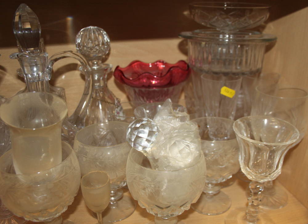 A quantity of glassware, including six champagne flutes, brandy balloons, tumblers, jugs, a cake - Image 5 of 5