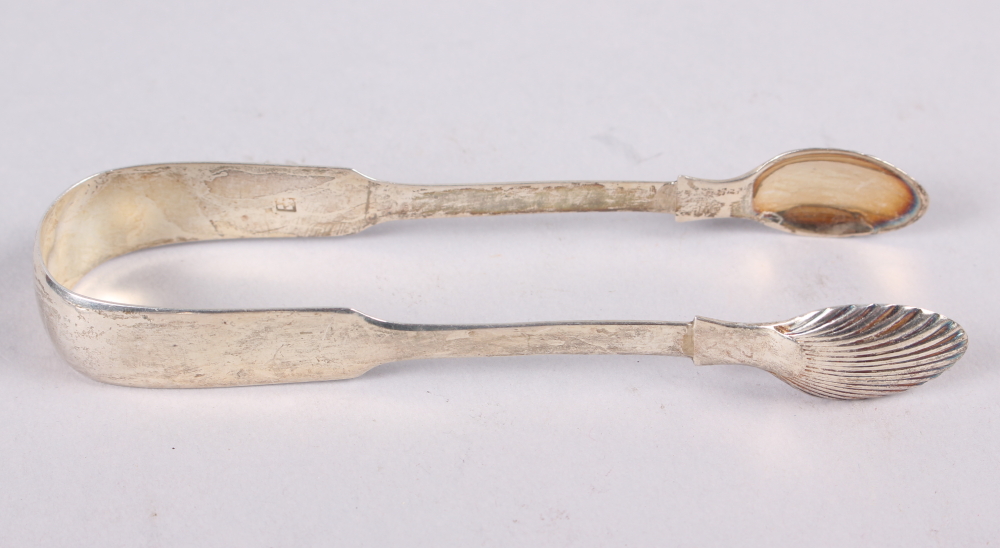 A set of six Old English pattern silver teaspoons, a pair of George III silver tablespoons, two - Image 4 of 5