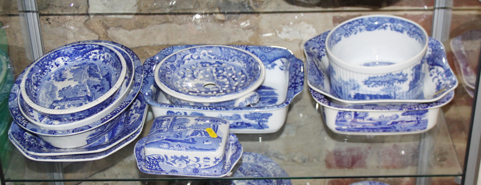 A Copeland Spode "Italian" pattern combination service, including bowls, teapots, teacups, a - Image 5 of 47