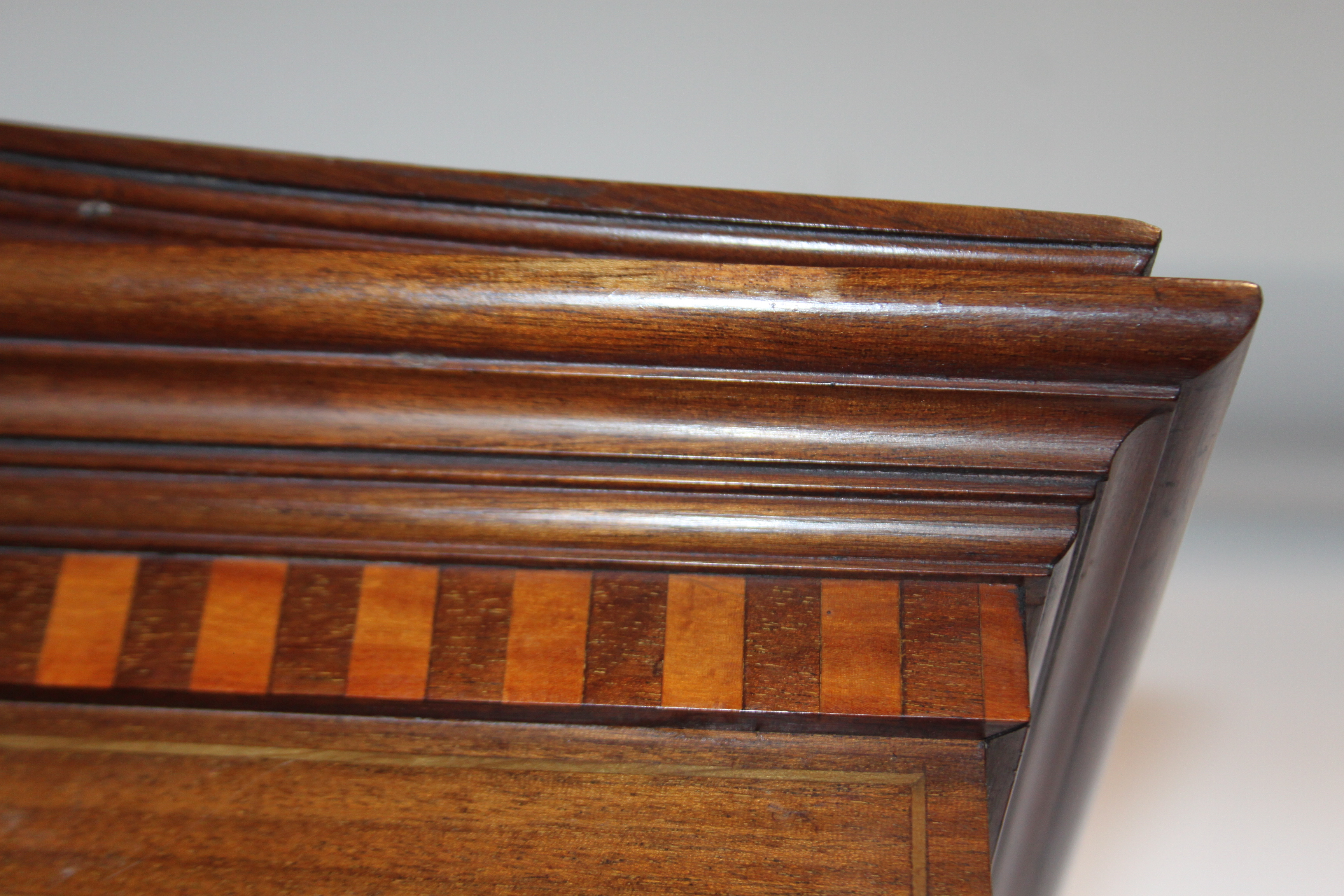 A Sheraton revival mahogany and banded inlaid display cabinet with swan neck pediment over glazed - Image 6 of 8