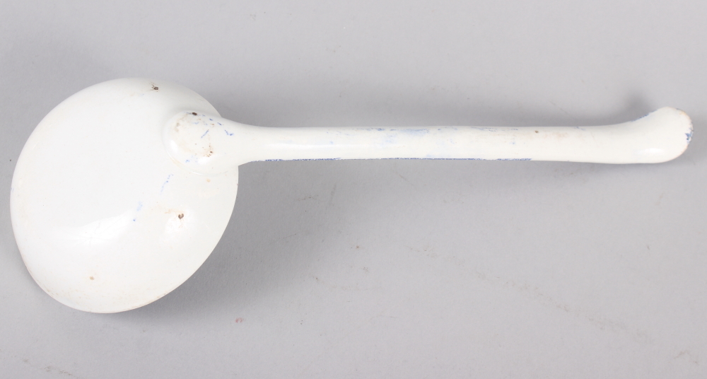 A 19th century blue and white ladle, decorated house in a landscape, 13" long overall - Image 3 of 3