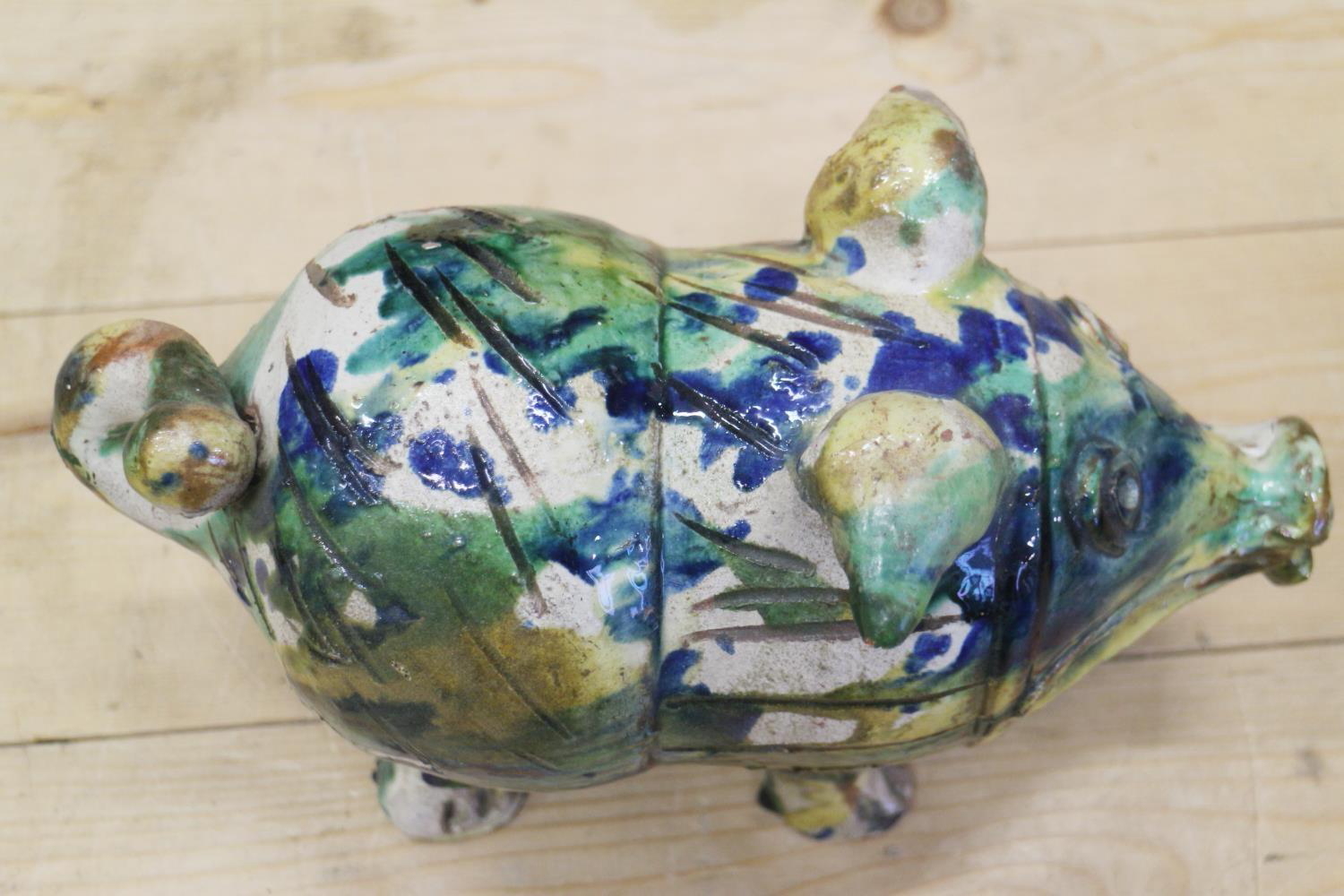 An Italian majolica pig with splashed decoration, 10" long - Image 3 of 4