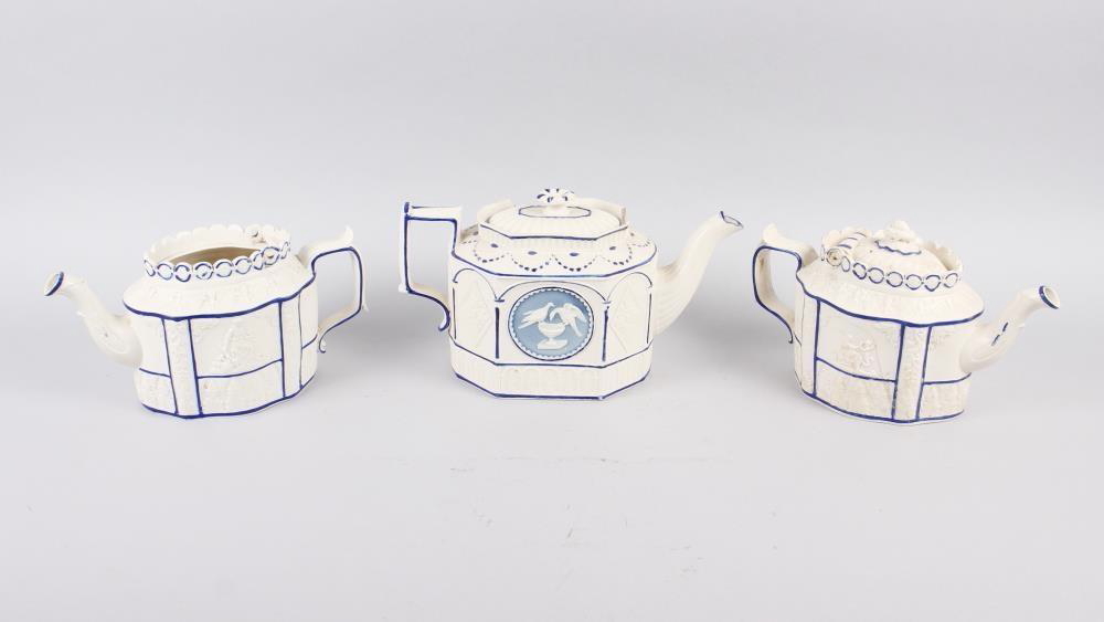 Three 19th century blue and white Castleford teapots (damages)