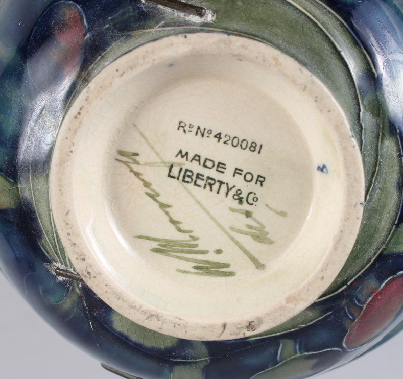 A Moorcroft "Claremont" pattern bowl (restored), 6" dia - Image 4 of 4