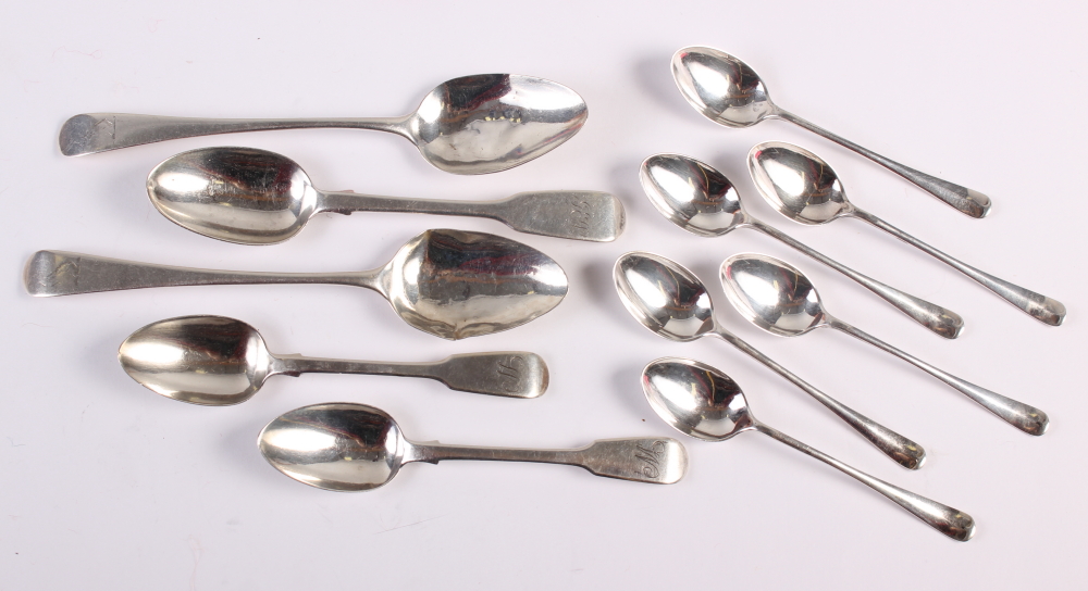 A set of six Edwardian Hanoverian pattern silver coffee spoons, Sheffield 1908, W S Savage, a pair