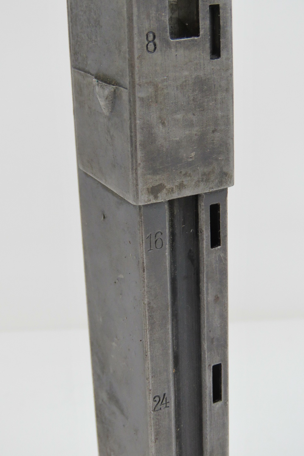 A German WWII MP28 Schmeisser SMG 32 round 9mm stick magazine made by D.R.P.Schmeisser. - Image 4 of 4