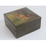 A hand painted square shaped lidded box of Russian influence, 10 x 10 x 5cm.