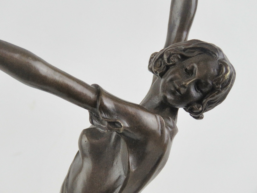 A superb Art Deco dancing girl bronze si - Image 4 of 4