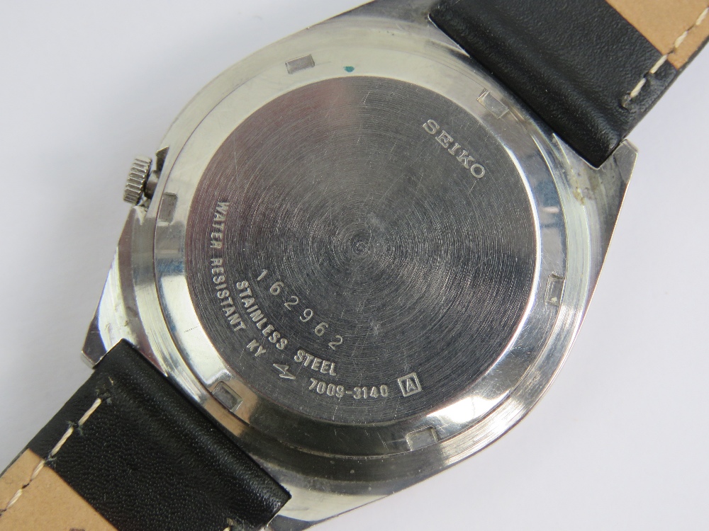 A Seiko 5 automatic wristwatch with blac - Image 2 of 4