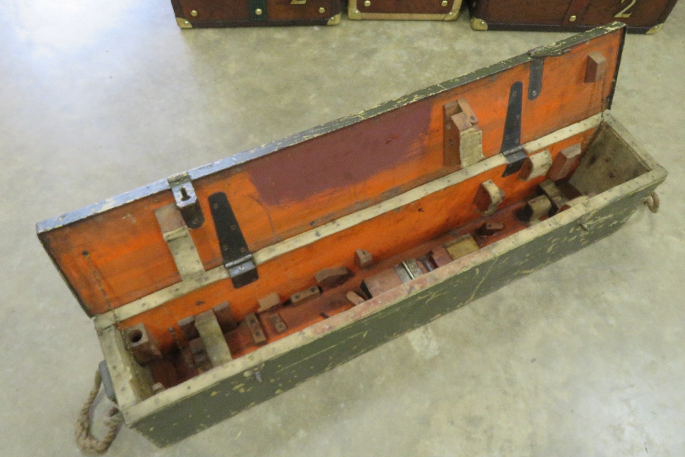 A WWI British Vickers transit case. - Image 2 of 2