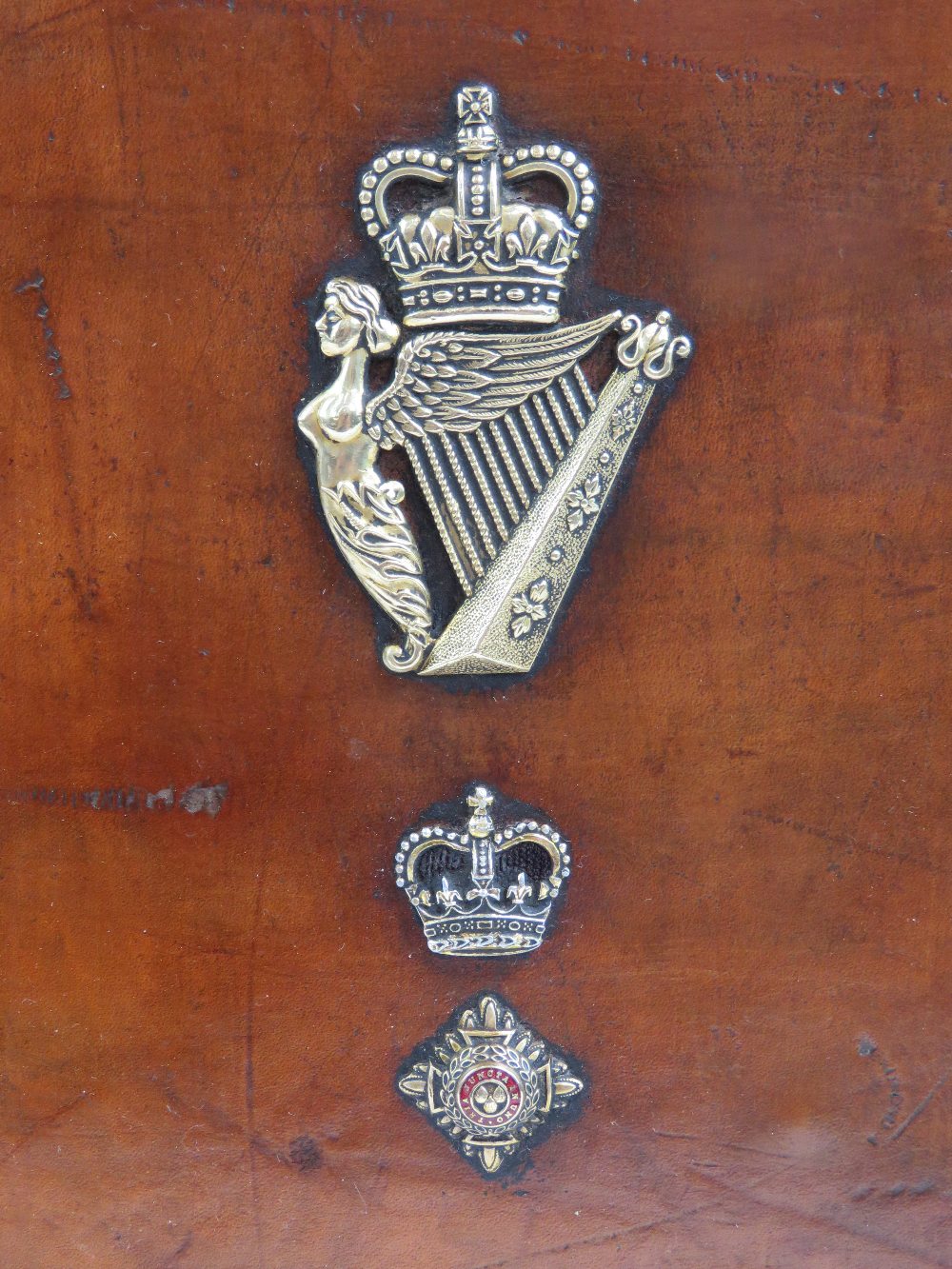 A fine leather covered dispatch box bearing insignia for the Ulster Defence Regiment and having - Image 2 of 4