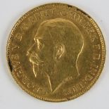 A 22ct gold 1914 George V half sovereign, 4g.